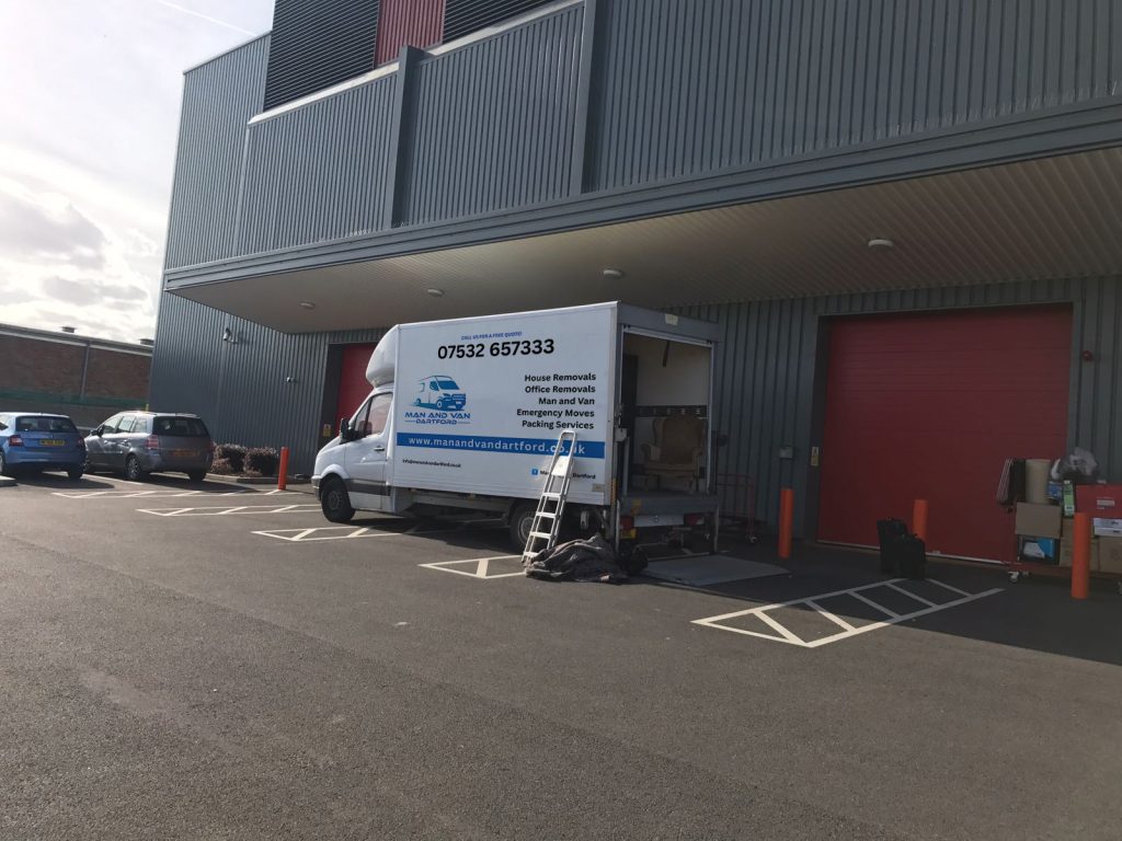 student moving services in Dartford